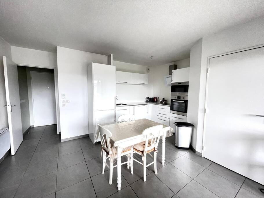 Spacieux T2 + Parking A 5 Min D'Aix Apartman Aix-en-Provence Kültér fotó