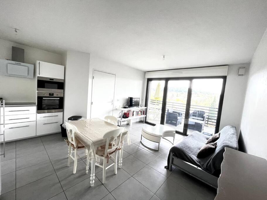 Spacieux T2 + Parking A 5 Min D'Aix Apartman Aix-en-Provence Kültér fotó